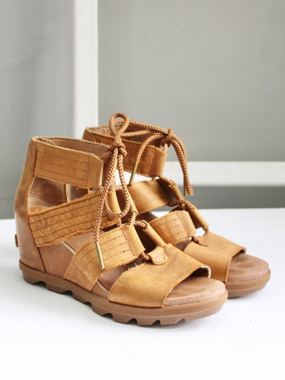 Sorel Women's Joanie Leather Platform Wedge Sandals Gladiator Tan Size 9